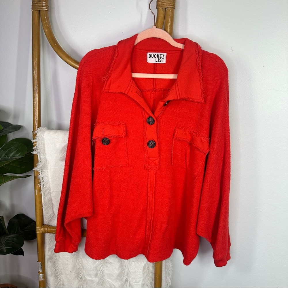 BUCKETLIST Red Button-Front terry pullover